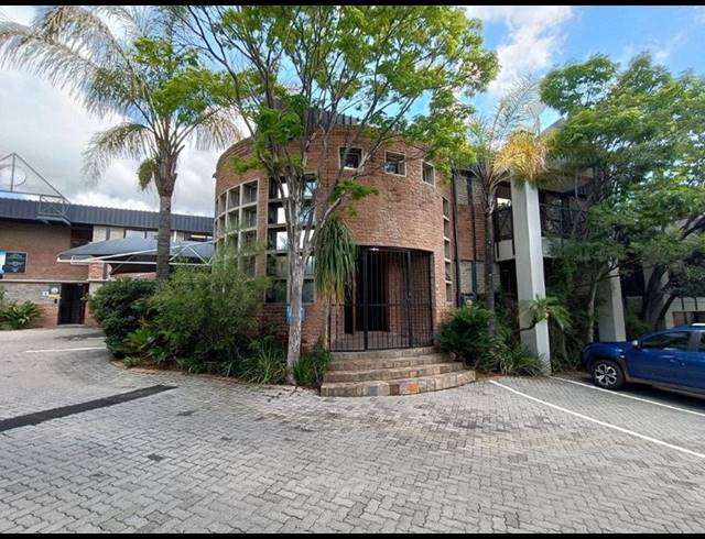 BUSINESS PROPERTY TO RENT IN HALFWAY HOUSE